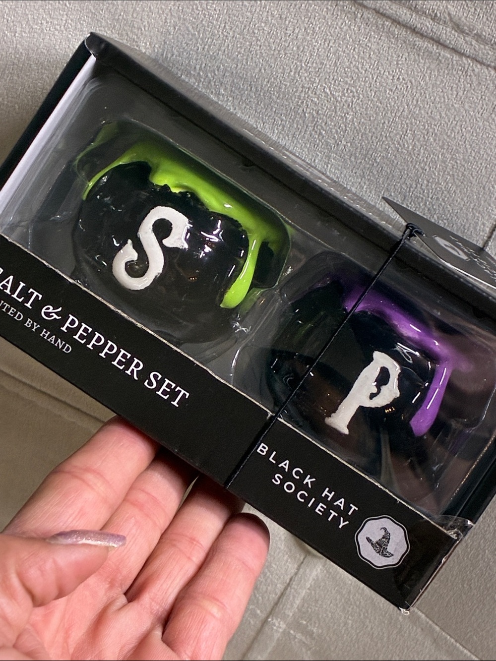Cauldron Salt & Pepper Shakers
